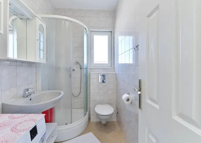 Matas-2 By Interhome * Rovanjska