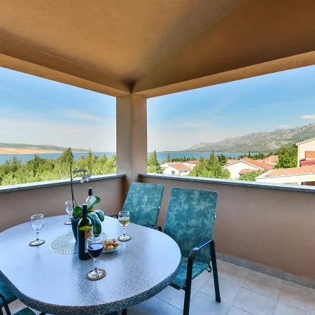 Matas-2 By Interhome Apartmán *