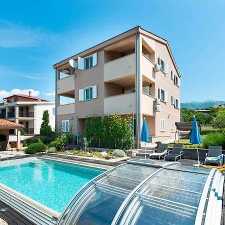 Matas-2 By Interhome