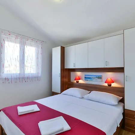 Matas - Srd316 By Interhome *